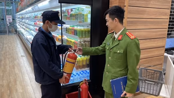 Hà Nội tăng cường kiểm tra an toàn cháy nổ dịp Tết Nguyên đán