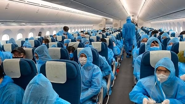 Khởi tố nguyên Đại sứ, nguyên cán bộ Đại sứ quán Việt Nam tại Malaysia liên quan "chuyến bay giải cứu"