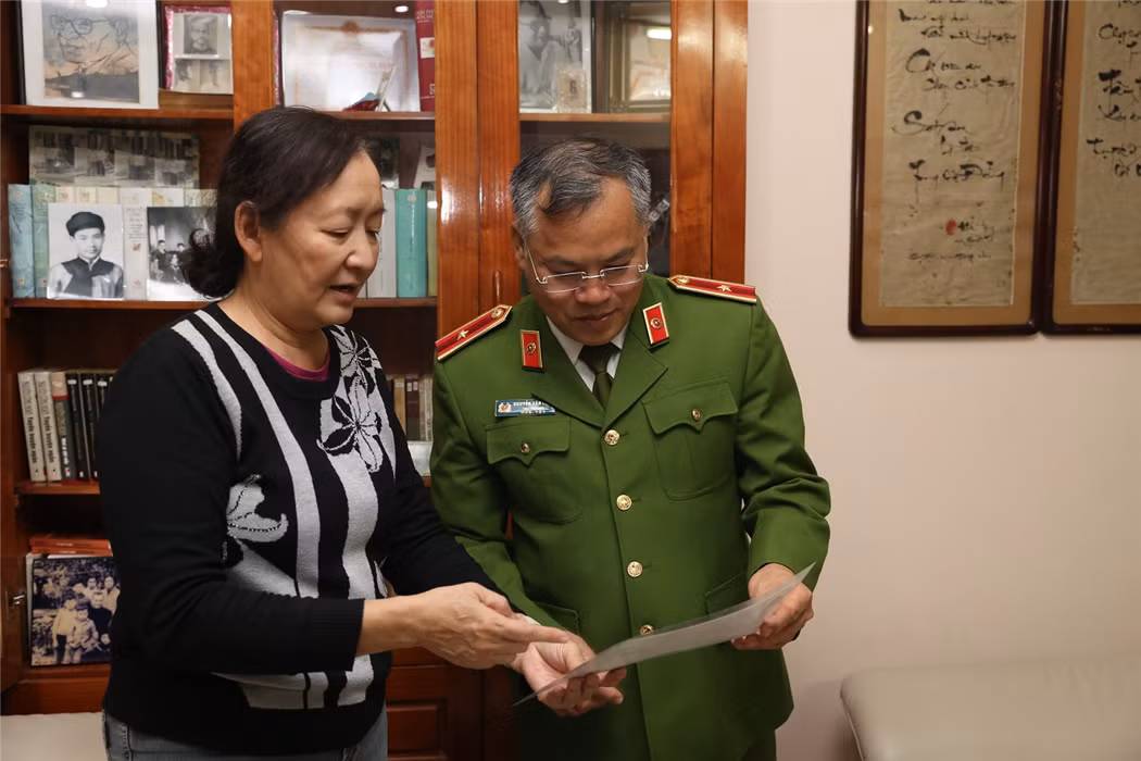 Thứ trưởng Nguyễn Văn Long thăm hỏi, chúc Tết gia đình các đồng chí cố lãnh đạo Bộ Công an qua các thời kỳ -4