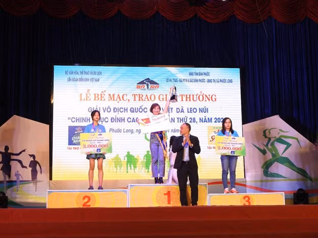 &nbsp;Rộn ràng giải “Chinh phục đỉnh cao Bà Rá” lần thứ 28 -0