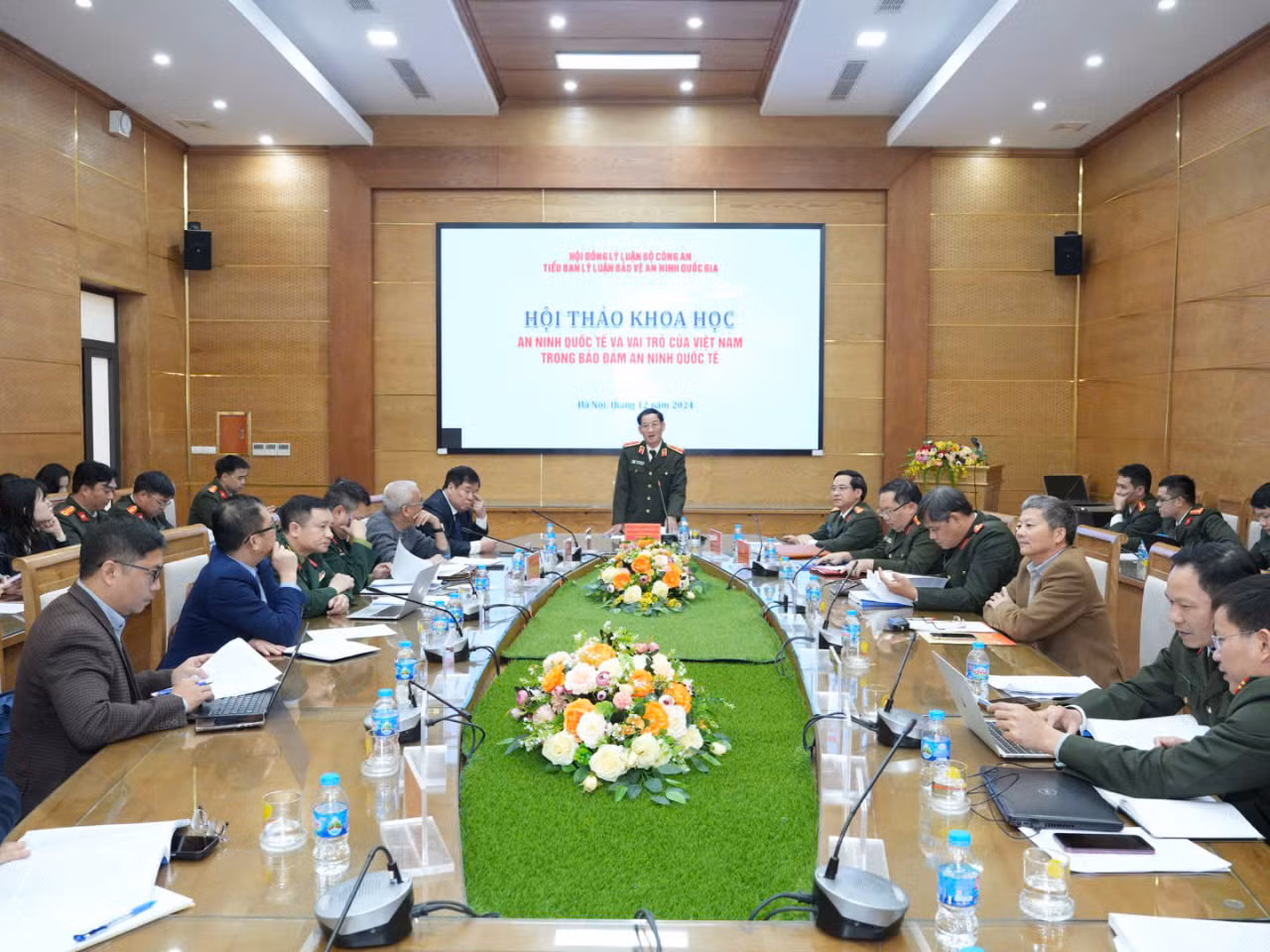 Phát huy vai trò của Việt Nam trong đảm bảo an ninh quốc tế -0