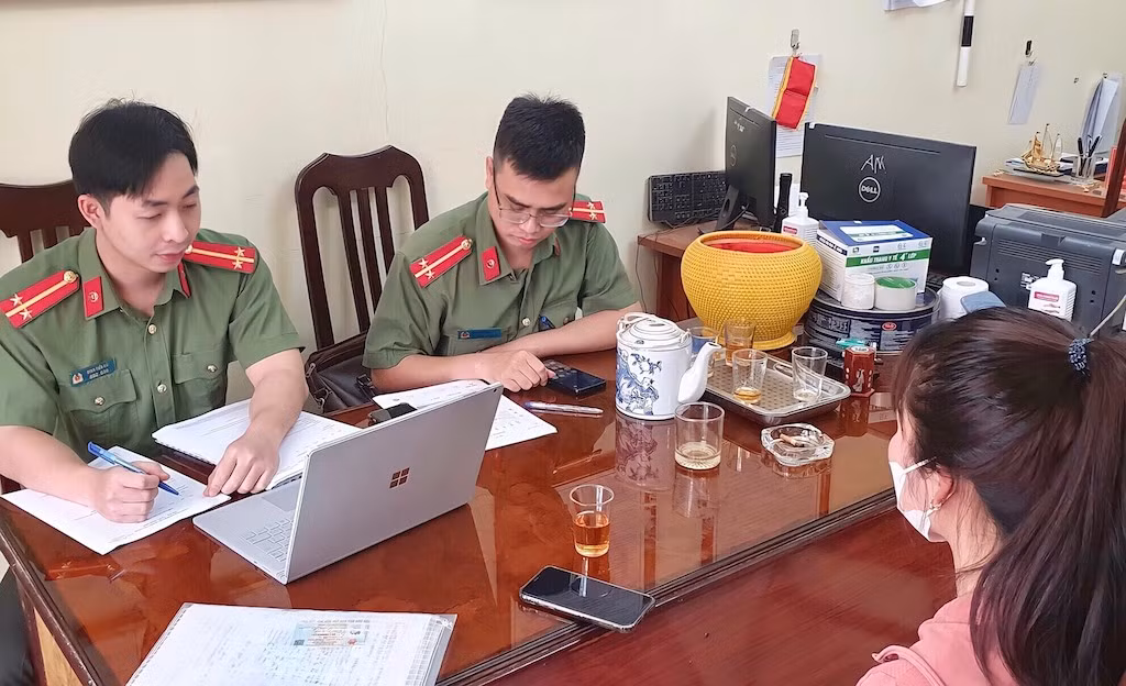 Xử phạt hành chính công dân đăng tải hình ảnh chụp lại vị trí làm việc của lực lượng CSGT -0