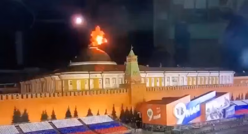 Tổng thống Zelensky: Ukraine còn thiếu vũ khí, không hề tấn công Điện Kremlin