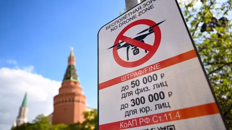 Tổng thống Zelensky: Ukraine còn thiếu vũ khí nên không hề tấn công Điện Kremlin! -0