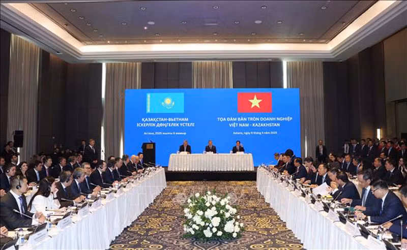Tổng Bí thư Tô Lâm dự Tọa đàm bàn tròn doanh nghiệp Việt Nam - Kazakhstan -0
