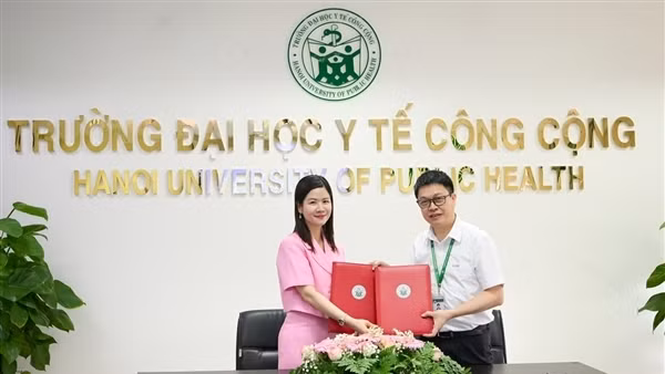 Quỹ Vinfuture hợp tác phòng chống thuốc lá điện tử học đường