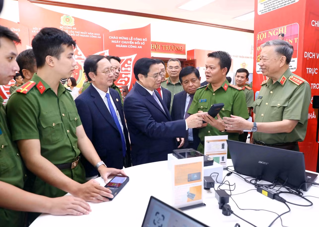 Bộ Công an đã thể hiện vai trò tiên phong, nòng cốt trong chuyển đổi số quốc gia -0