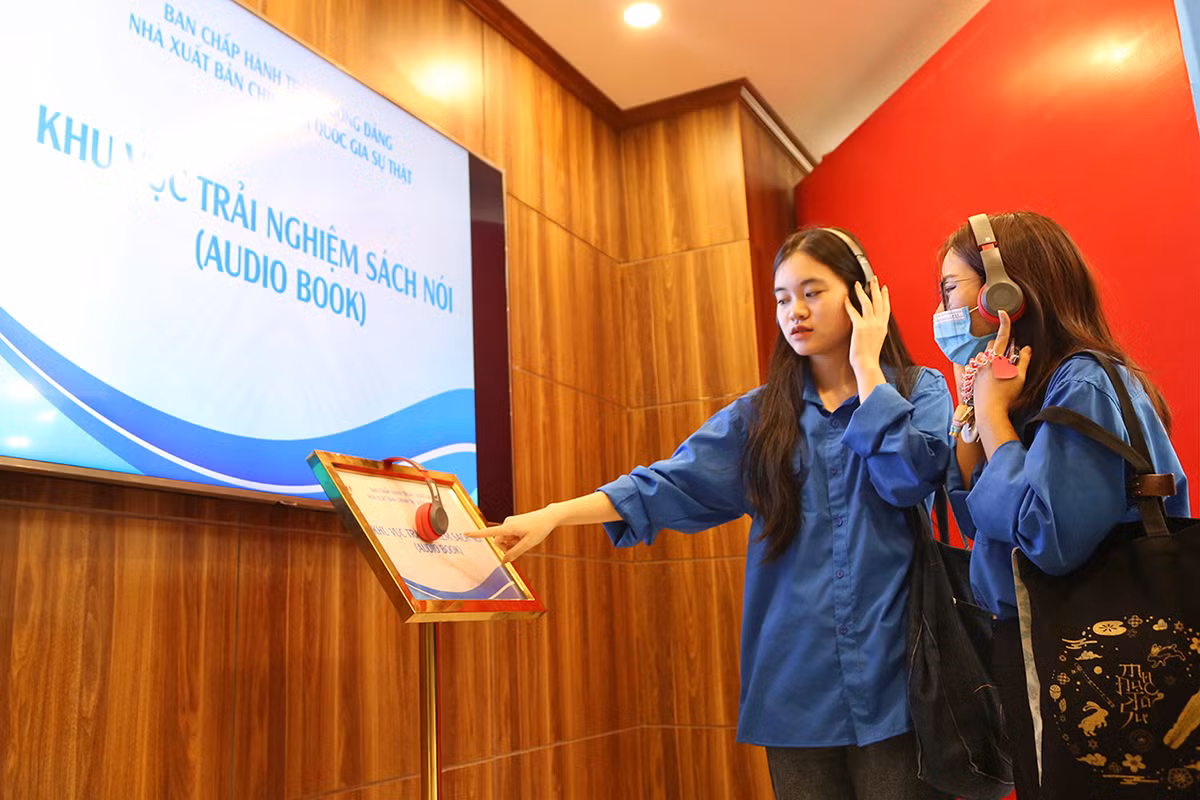 Chuyển đổi số ngành sách: Muốn đi xa thì phải đi cùng nhau! -0