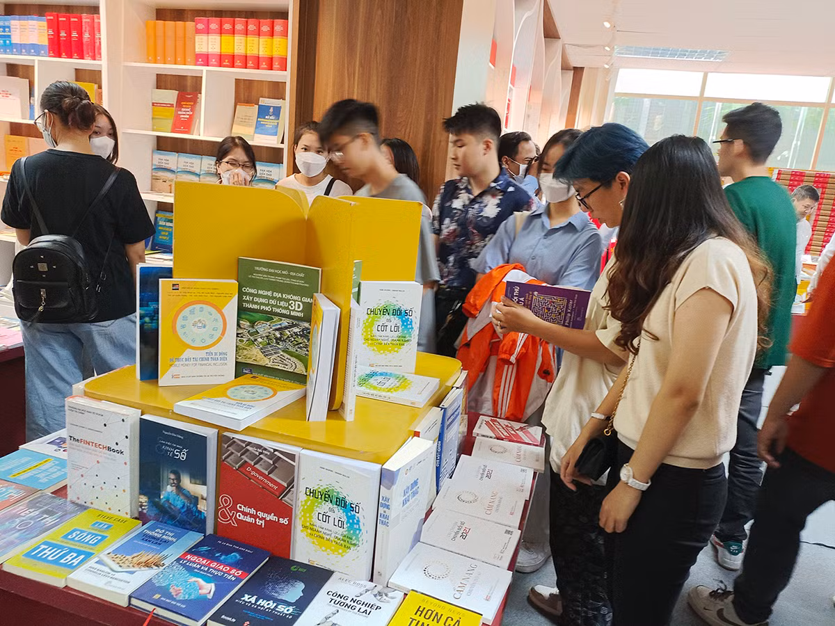 Chuyển đổi số ngành sách: Muốn đi xa thì phải đi cùng nhau! -0
