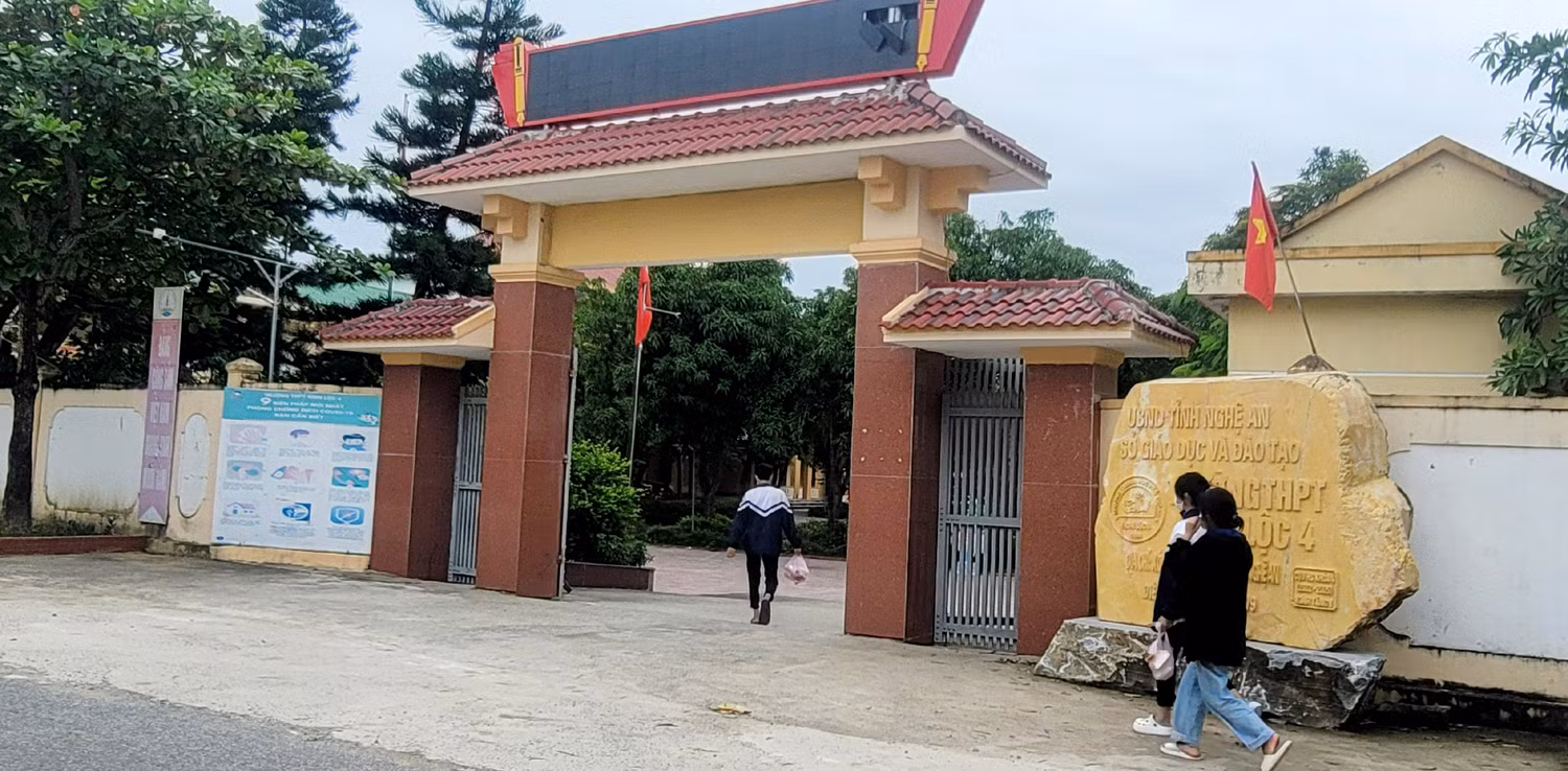Hi hữu luân chuyển gần 1 năm, 2 Hiệu trưởng THPT vẫn chưa hoàn tất việc bàn giao -0