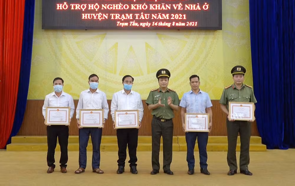anh-2-(2).jpg -0