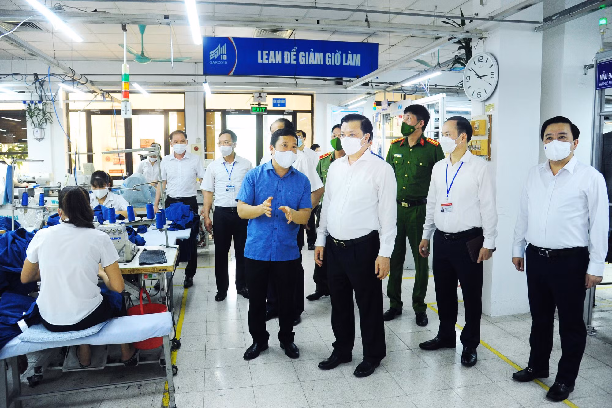 Khuyến khích các doanh nghiệp đủ điều kiện an toàn duy trì sản xuất -0