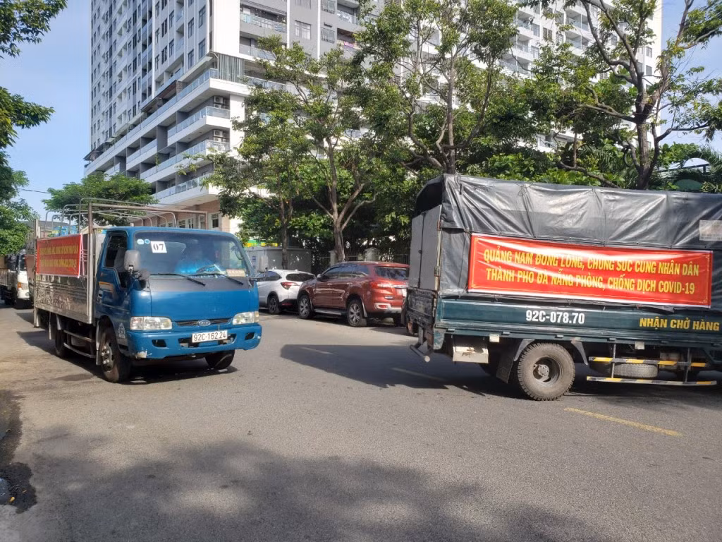 Người dân Quảng Nam gửi hơn 30 tấn nông sản, thực phẩm chung sức cùng Đà Nẵng chống dịch -0