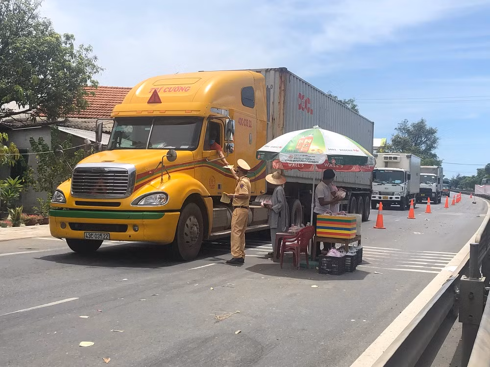 Thừa Thiên Huế kích hoạt thêm 11 chốt kiểm soát dịch -0