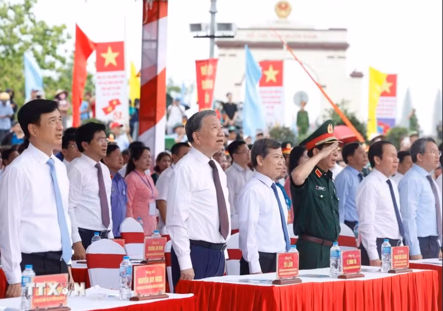 Tổng Bí thư, Chủ tịch nước Tô Lâm dự Lễ thượng cờ 