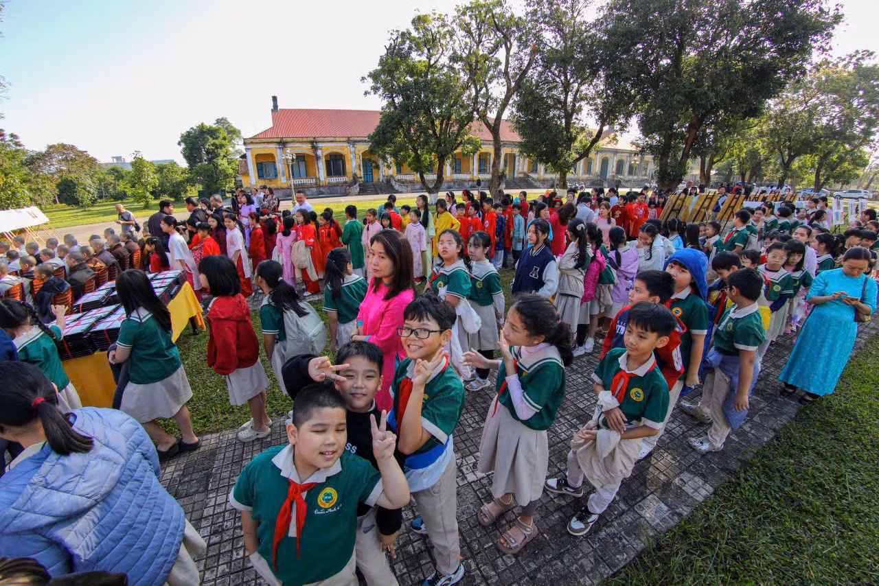 Lan tỏa tình yêu quê hương khi đưa di sản vào trường học -0