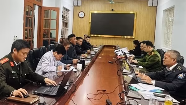 Điểm tựa cho ngư dân vươn khơi bám biển