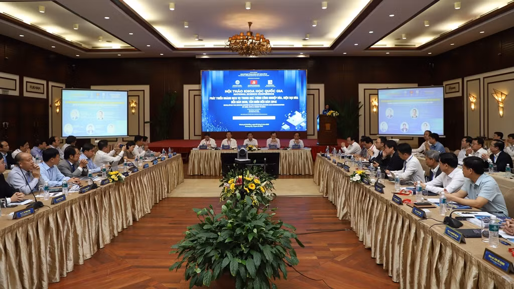 Phát triển ngành dịch vụ trong quá trình công nghiệp hóa, hiện đại hóa đến năm 2030, tầm nhìn đến năm 2045 -0