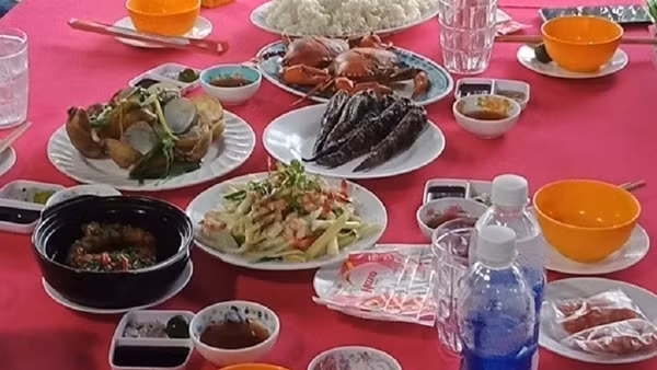 Vụ lên mạng tố nhà hàng ở Đất Mũi "chặt chém" là sai sự thật