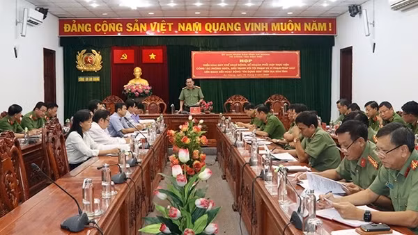 Đấu tranh mạnh với tội phạm hoạt động "tín dụng đen"