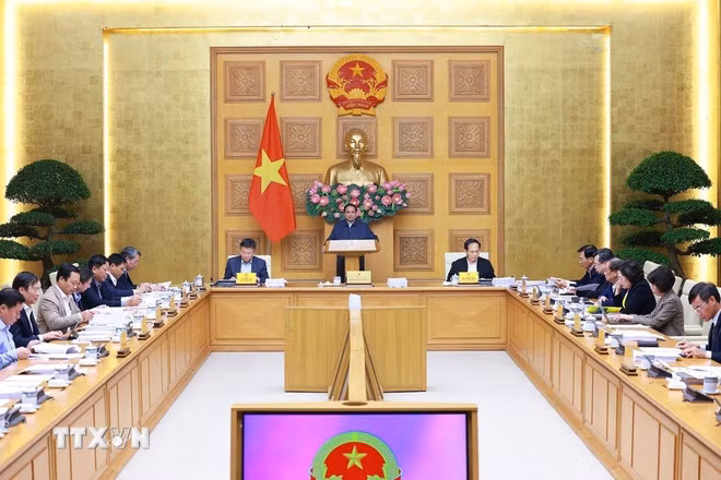 Thủ tướng: Từ bỏ tư duy không quản được thì cấm, không biết vẫn quản -0