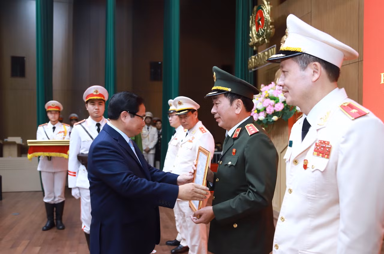 Lực lượng CAND lập nhiều chiến công, đưa đất nước bước vào kỷ nguyên văn minh, thịnh vượng -0