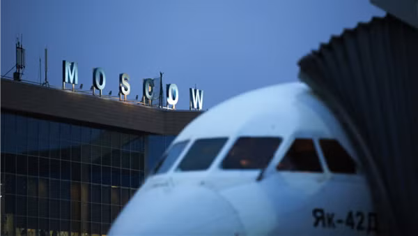 Nga bất ngờ tạm ngừng hoạt động toàn bộ bốn sân bay ở Moscow