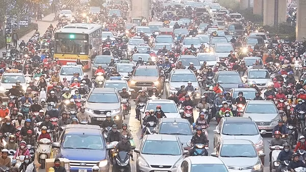 Hà Nội lên phương án phân luồng, tránh ùn tắc giao thông dịp Tết 2025