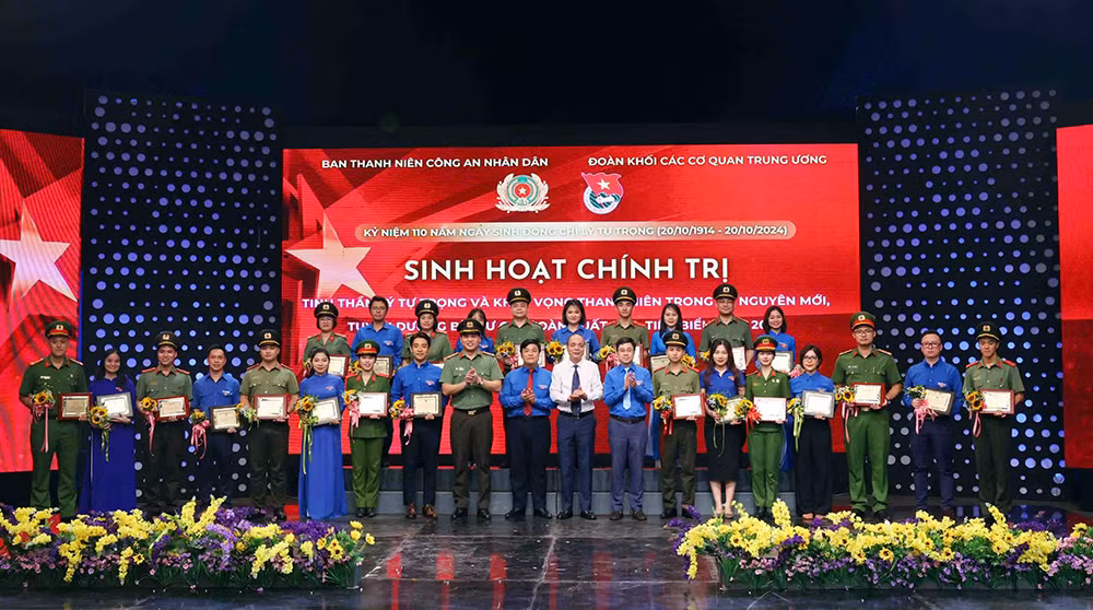 Đoàn viên thanh niên tiếp nối tinh thần của Anh hùng liệt sĩ Lý Tự Trọng -0