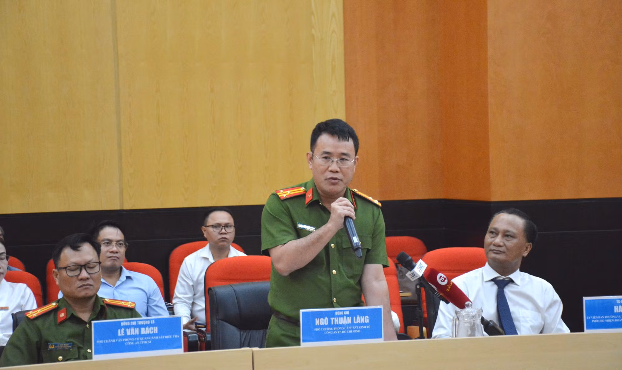 Chuyển tiền đi nước ngoài quá dễ dàng đã gây khó khăn trong thu hồi tài sản tham nhũng -0