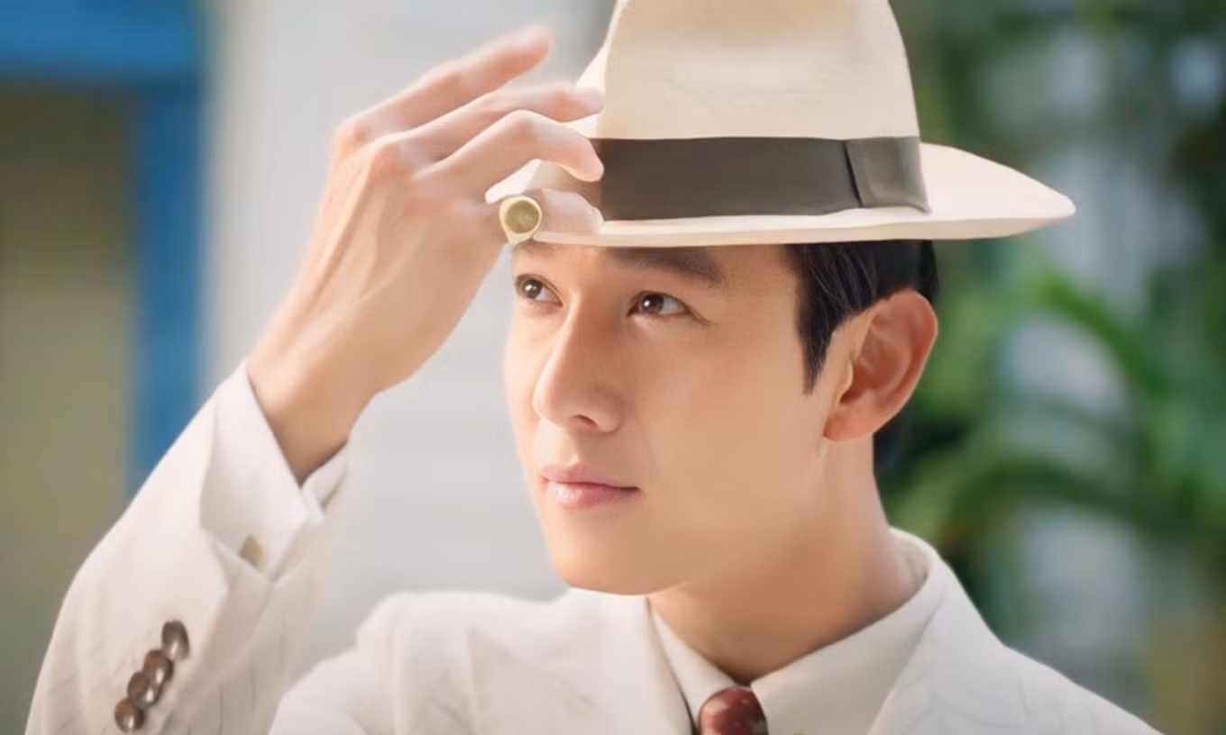 1 cong tu bac lieu.jpg -0