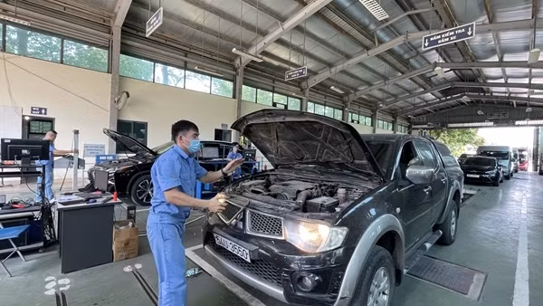 Lượng phương tiện đăng kiểm dự kiến tăng cao trở lại dịp cuối năm