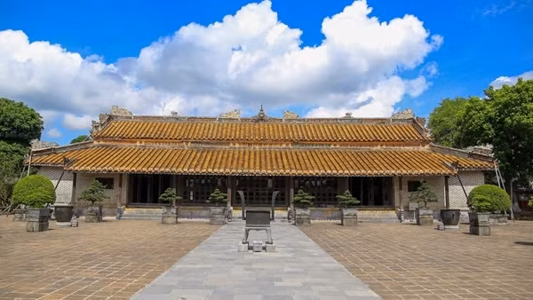Nhiều di tích xuống cấp được tu bổ, tôn tạo