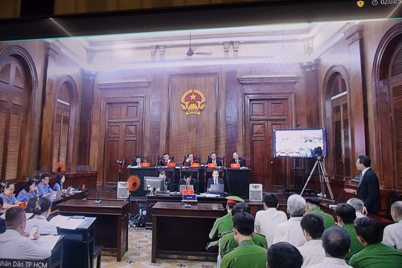 Nhiều bị cáo đưa tình tiết&nbsp;gia đình khó khăn, sức khỏe kém mong HĐXX giảm mức án -0