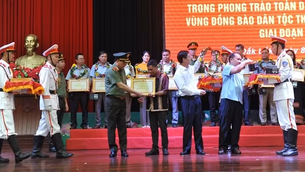 Nhân rộng mô hình phong trào toàn dân bảo vệ ANTQ ở Tây Nguyên