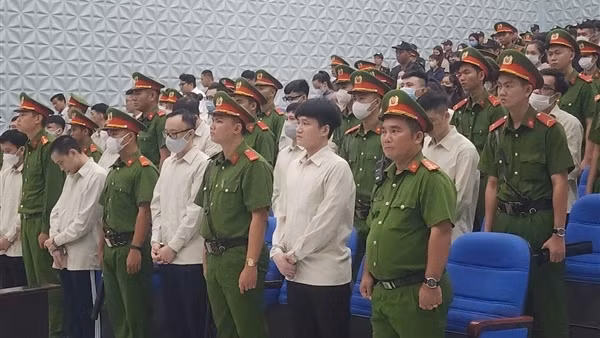 Xét xử băng nhóm cưỡng đoạt tài sản núp bóng Công ty Luật TNHH Pháp Việt
