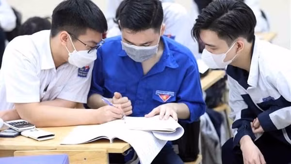 Thủ tướng ban hành Chỉ thị về đảm bảo an toàn cho kỳ thi tốt nghiệp THPT 2023