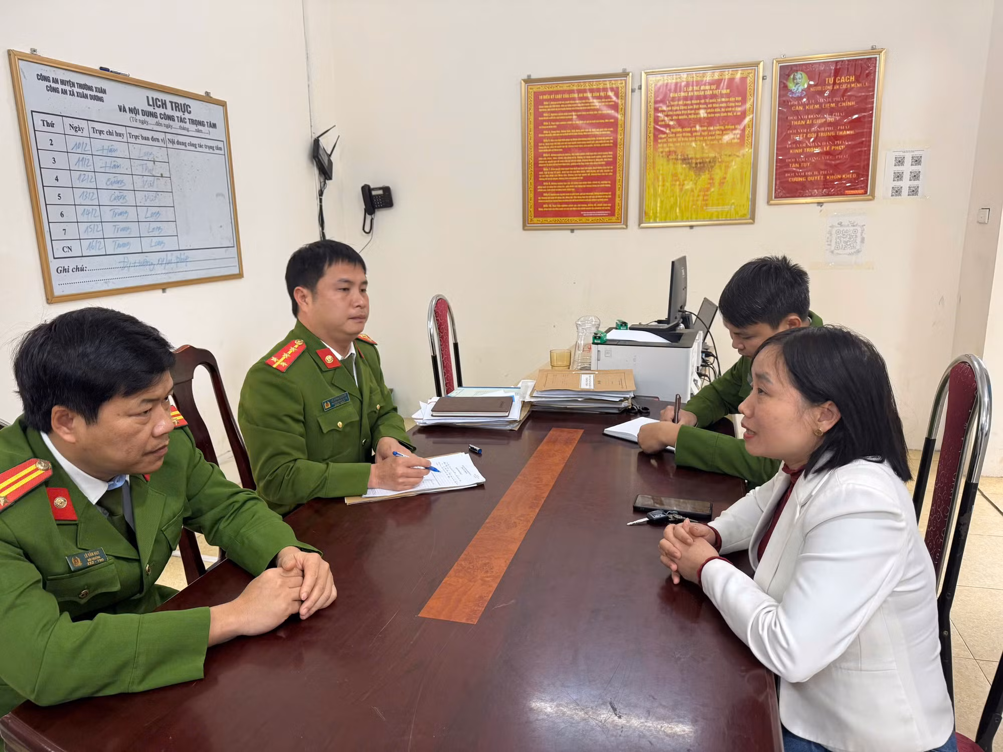 Cảnh giác trước thủ đoạn giả danh Công an hướng dẫn tích hợp điểm giấy phép lái xe -0