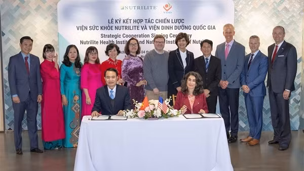 Amway hợp tác chiến lược cùng Viện Dinh dưỡng Quốc gia nâng cao sức khỏe cộng đồng