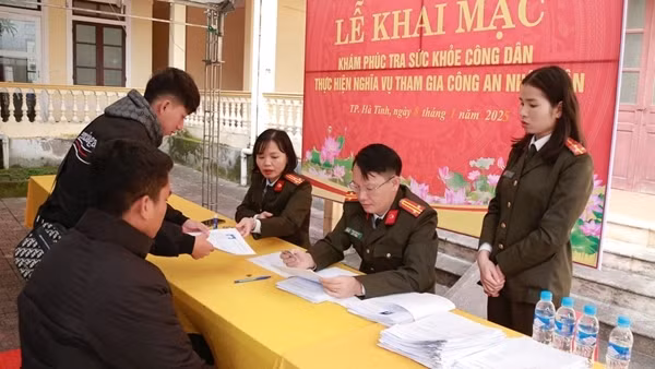 Tự hào lên đường thực hiện nghĩa vụ CAND