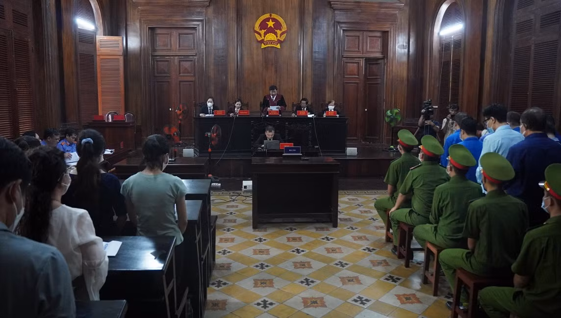 Bộ sậu Thuduc House, cán bộ Cục Thuế, Hải quan TP Hồ Chí Minh lãnh án -0
