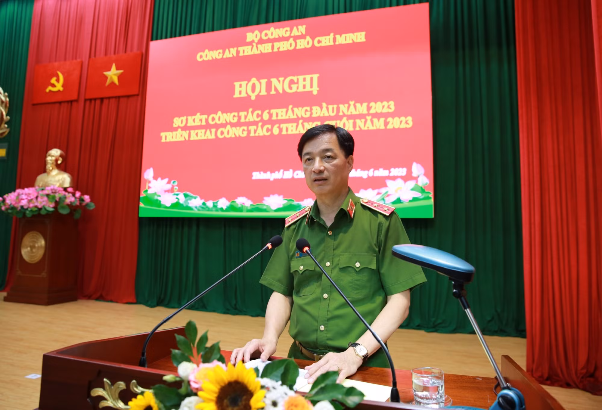 Công an TP Hồ Chí Minh cần nhận thức và chủ động trước các nguy cơ gia tăng tội phạm -0