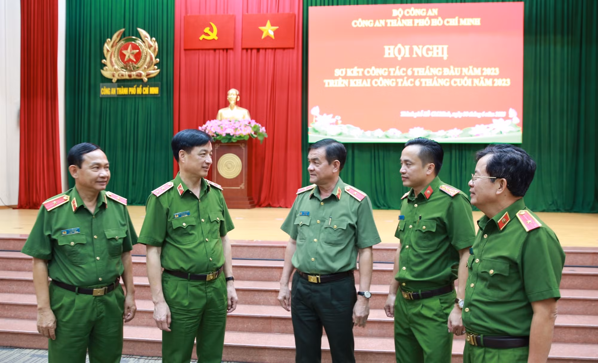 Công an TP Hồ Chí Minh cần nhận thức và chủ động trước các nguy cơ gia tăng tội phạm -0