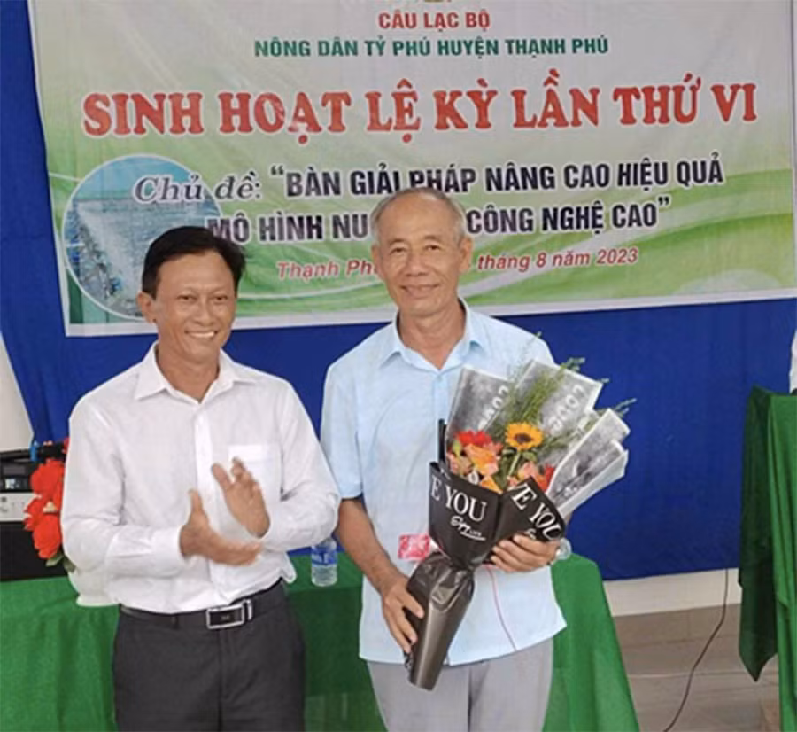Về xứ Dừa, nghe chuyện nông dân tỷ phú… -0