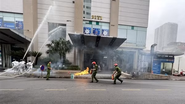 Diễn tập chữa cháy, cứu nạn cứu hộ ở Hapulico Complex