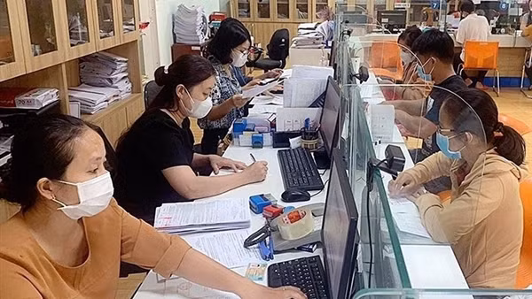 Cả hai phương án rút bảo hiểm xã hội một lần đều có những băn khoăn