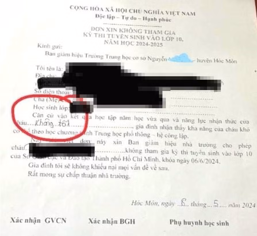Phụ huynh bức xúc việc giáo viên in sẵn đơn xin không thi lớp 10 để HS điền tên -0