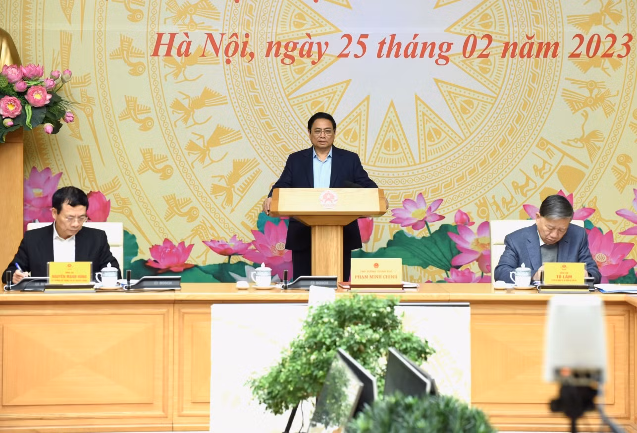 Muốn chuyển đổi số thành công đòi hỏi phải quyết liệt, mạnh mẽ, không làm lừng khừng, làng nhàng -0
