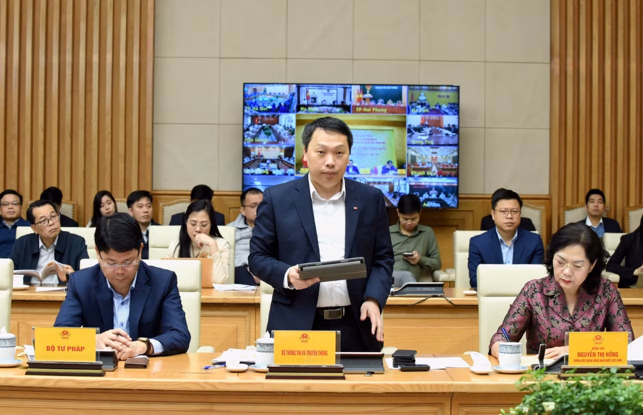Muốn chuyển đổi số thành công đòi hỏi phải quyết liệt, mạnh mẽ, không làm lừng khừng, làng nhàng -0
