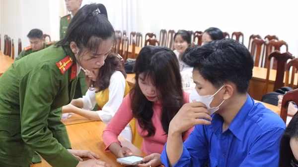 Công an Đắk Lắk tập trung thực hiện tốt Đề án 06
